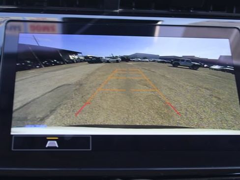Used 2023 Chevrolet Bolt EUV LT FWD image 26