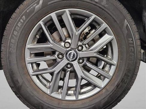 Used 2023 Nissan Rogue S FWD image 22