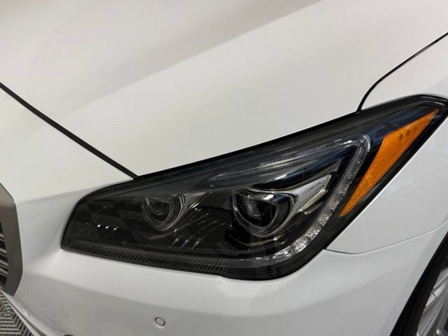 Used 2018 Genesis G80 3.8 w/ Option Group 03 RWD image 12