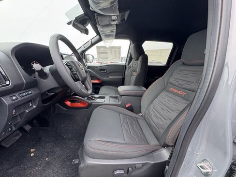 New 2026 Nissan Frontier PRO-4X w/ Pro-4x Convenience Package image 17