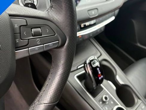 Used 2022 Cadillac XT4 Sport AWD/4WD image 15