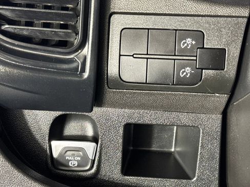 Used 2023 RAM ProMaster 2500 FWD image 13