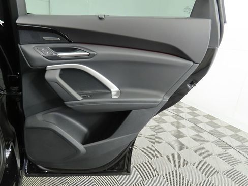 Used 2025 Audi Q5 2.0T Premium Plus w/ Premium Plus image 28