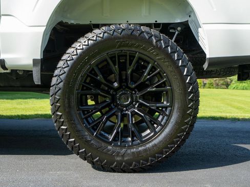 Used 2025 Ford F150 XLT w/ Equipment Group 301A Standard AWD/4WD image 9