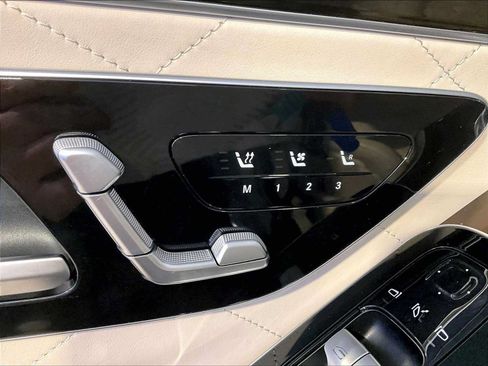 Used 2024 Mercedes-Benz S 580 4MATIC Sedan image 38