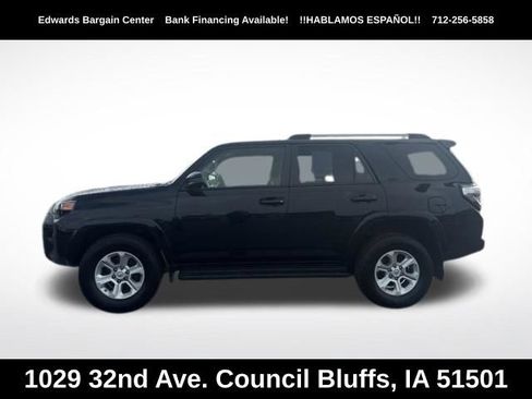 Used 2019 Toyota 4Runner SR5 AWD/4WD image 4