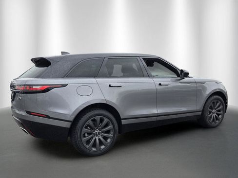 Used 2023 Land Rover Range Rover Velar R-Dynamic S image 7
