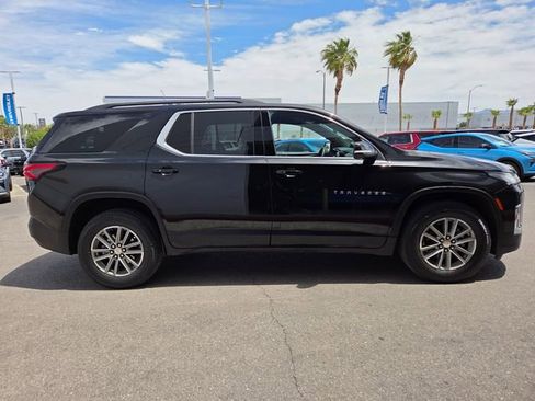 Certified 2023 Chevrolet Traverse LT FWD image 7