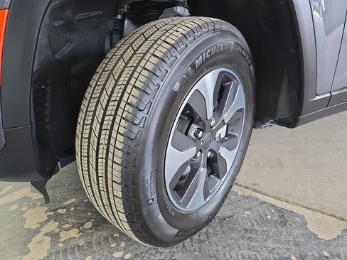 Used 2023 Jeep Grand Cherokee 4WD 4xe image 33