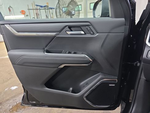 New 2026 GMC Acadia Elevation w/ Elevation Premium Package AWD/4WD image 31