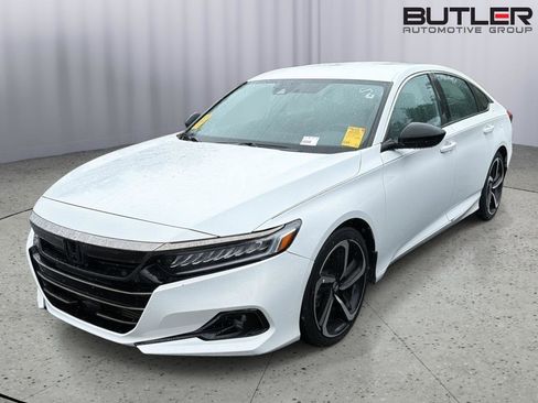 Used 2022 Honda Accord Sport image 2