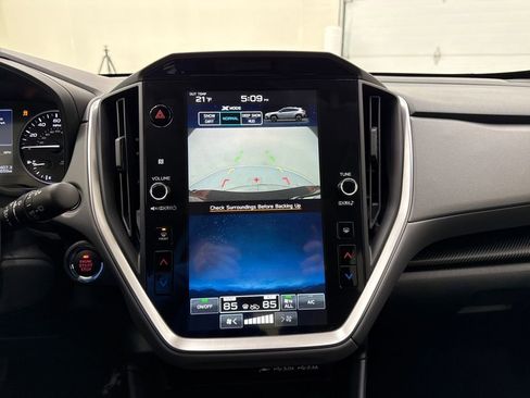 Certified 2025 Subaru Crosstrek 2.0i Premium image 18