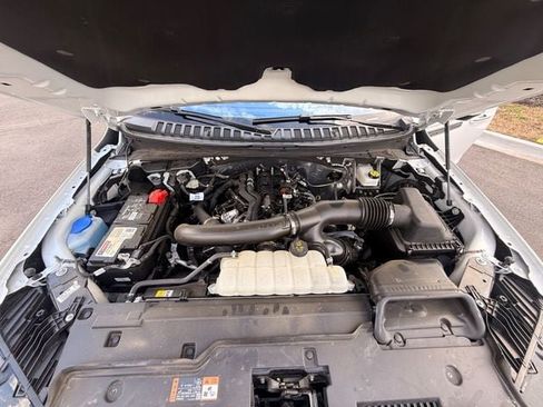 Used 2025 Lincoln Navigator Reserve AWD/4WD image 33