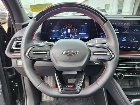Used 2024 Chevrolet Traverse RS AWD/4WD image 28