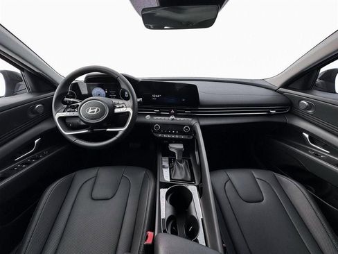 New 2026 Hyundai Elantra Limited FWD image 13