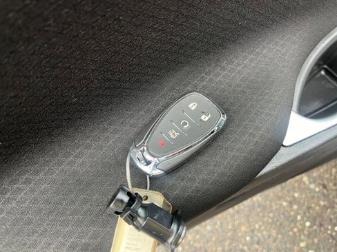 Used 2024 Chevrolet Malibu LT image 21