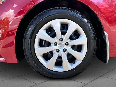 Certified 2025 Toyota Corolla LE image 11