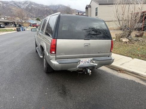 Used 1999 Cadillac Escalade 4WD image 4