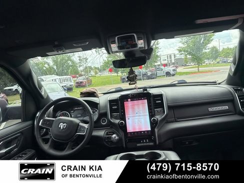 Used 2025 RAM 1500 Laramie AWD/4WD image 11