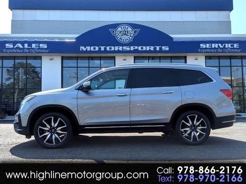 Used 2019 Honda Pilot Touring image 1