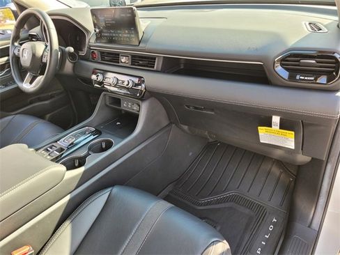 Certified 2025 Honda Pilot EX-L image 19