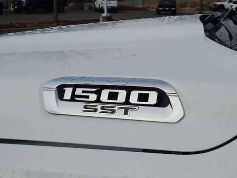 Certified 2025 RAM 1500 Big Horn image 15