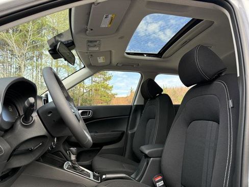 New 2026 Hyundai Venue SEL image 26