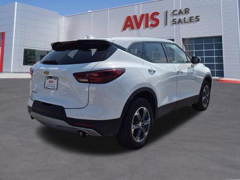 Used 2025 Chevrolet Blazer LT FWD image 6