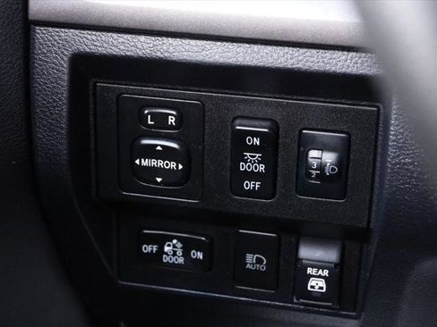 Certified 2020 Toyota Tundra SR5 image 18