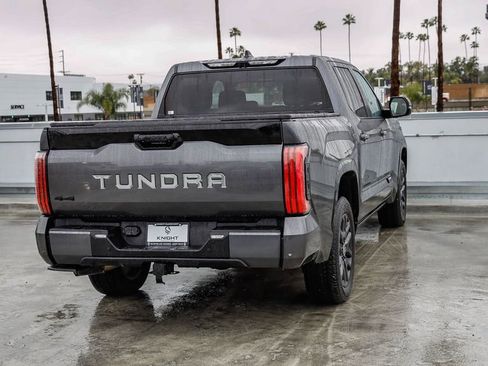 Used 2024 Toyota Tundra Platinum image 9