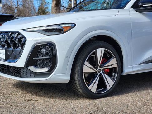 New 2025 Audi SQ5 Prestige image 7