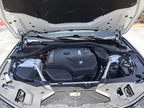 Used 2023 BMW 530e w/ Convenience Package RWD image 20