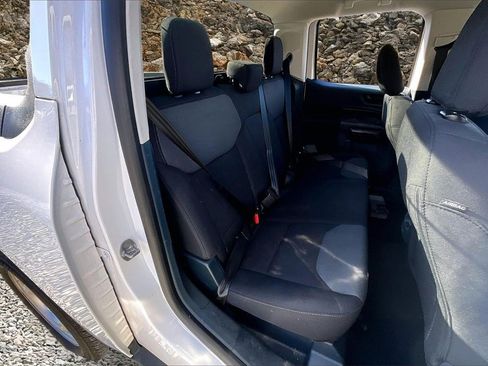 Used 2023 Ford Maverick XL image 25