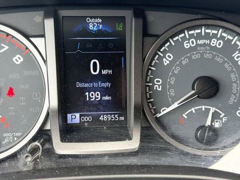 Used 2023 Toyota Tacoma TRD Off-Road RWD image 31