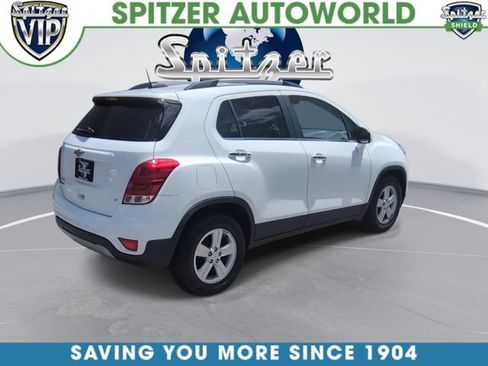Used 2019 Chevrolet Trax LT w/ LT Convenience Package FWD image 9