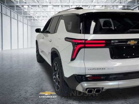 Used 2024 Chevrolet Traverse RS AWD/4WD image 8