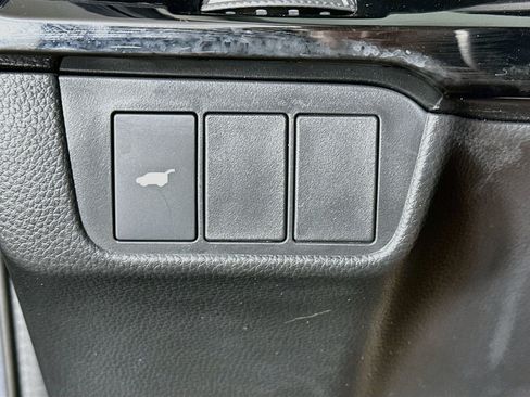 Used 2026 Honda CR-V EX-L image 17