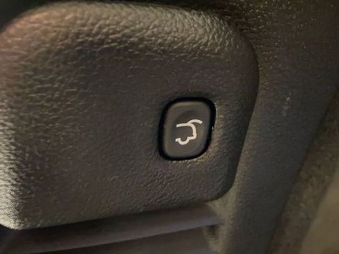 Used 2024 Dodge Durango GT image 27