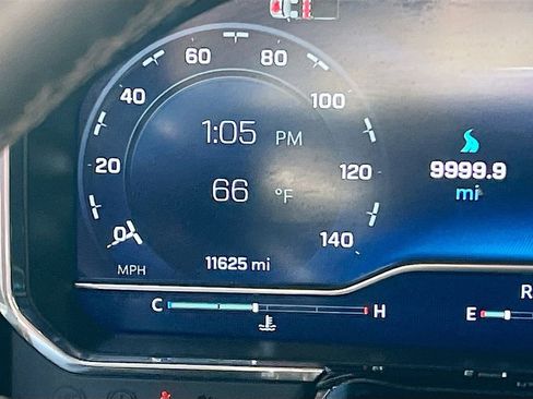 Used 2024 Chevrolet Silverado 1500 LTZ w/ Technology Package image 12