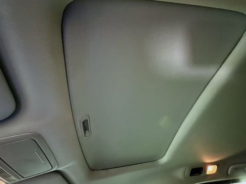 Used 2025 Honda Odyssey EX-L image 23