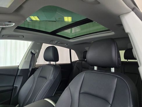 Used 2023 Audi Q8 Prestige image 34