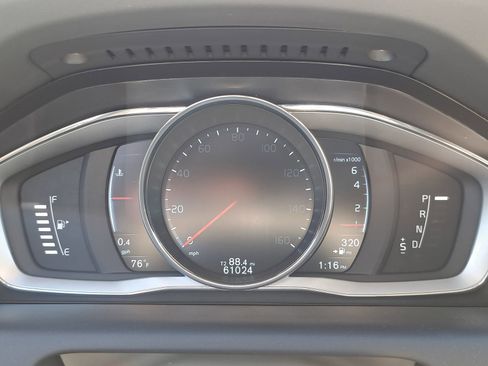 Used 2015 Volvo XC60 T5 Premier w/ Protection Package image 9