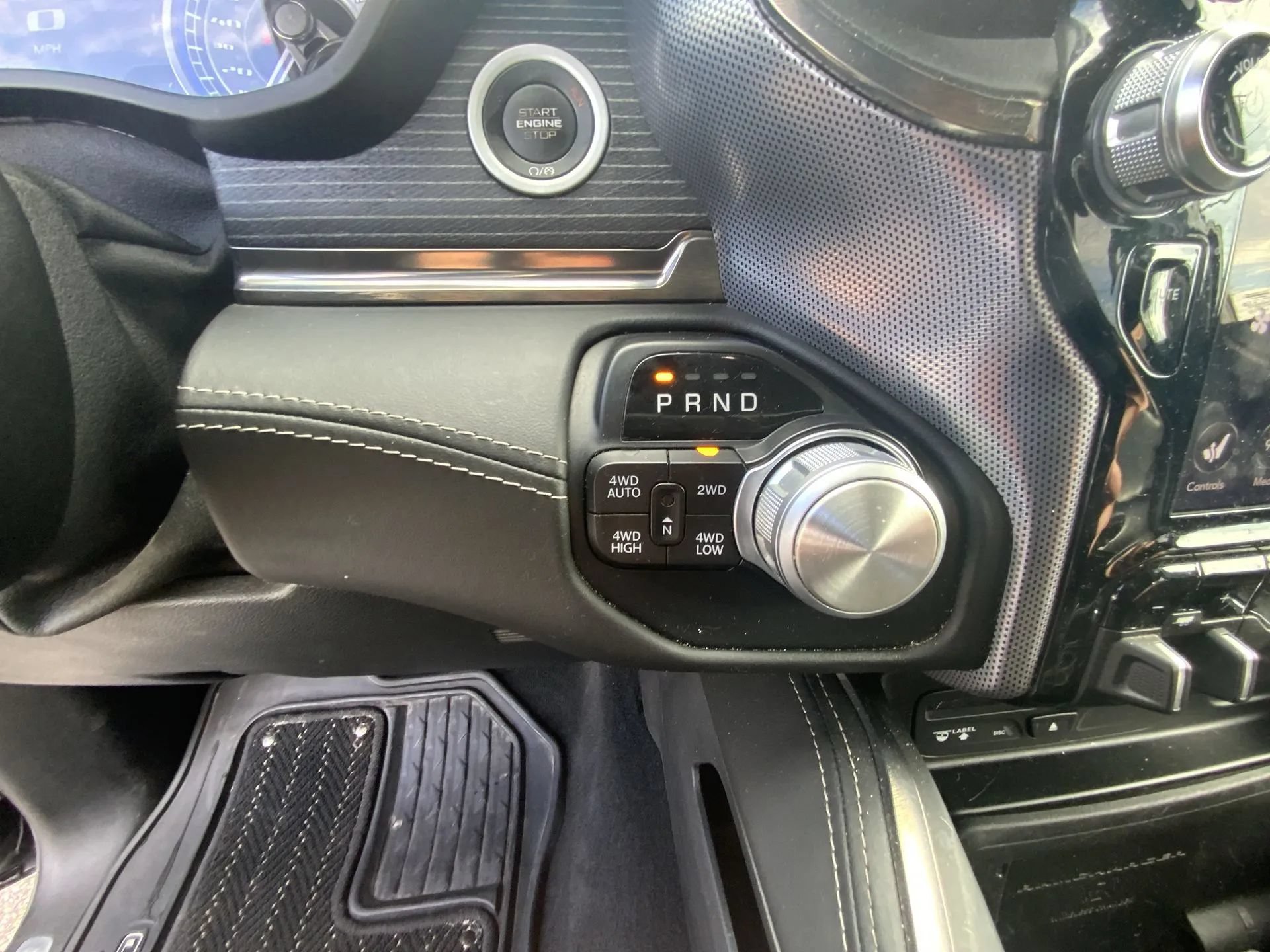 Used 2019 RAM 1500 Limited AWD/4WD image 20
