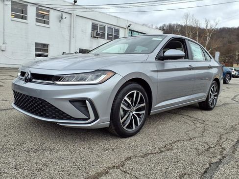 New 2026 Volkswagen Jetta SE image 1