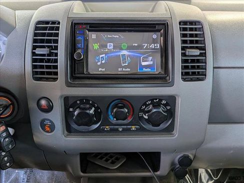 Used 2005 Nissan Frontier SE w/ (P01) Power Pkg RWD image 13