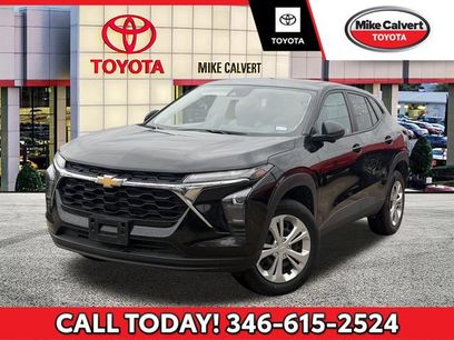 Used 2025 Chevrolet Trax LS