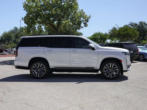 Used 2023 Cadillac Escalade Sport w/ Touring Package AWD/4WD image 5