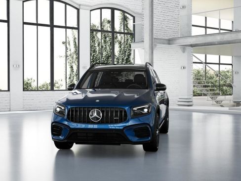 New 2025 Mercedes-Benz GLB 35 AMG 4MATIC image 42