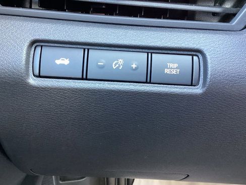 Used 2025 Nissan Altima 2.5 SR AWD/4WD image 21