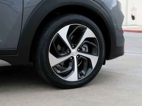 Used 2017 Hyundai Tucson Sport image 56